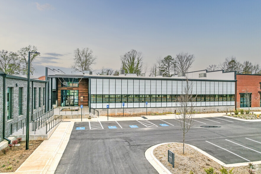 800 Gesco St, Charlotte, NC for lease - Building Photo - Image 3 of 4