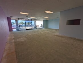 5080 W Olive Ave, Glendale, AZ for lease Interior Photo- Image 1 of 7