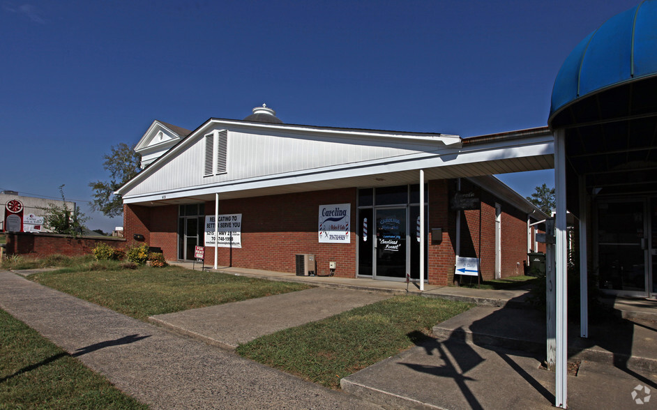 411 E Main St, Lincolnton, NC for sale - Primary Photo - Image 1 of 1