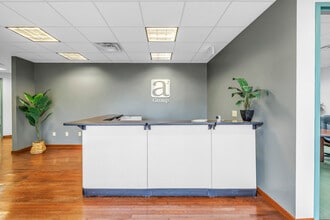 9911 Seminole Blvd, Seminole, FL for lease Building Photo- Image 1 of 21