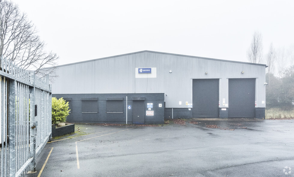 Ennis Clos, Manchester for lease - Primary Photo - Image 1 of 3