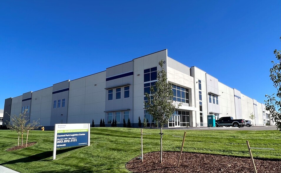 9400 E 46th Pl, Denver, CO for sale - Primary Photo - Image 1 of 1