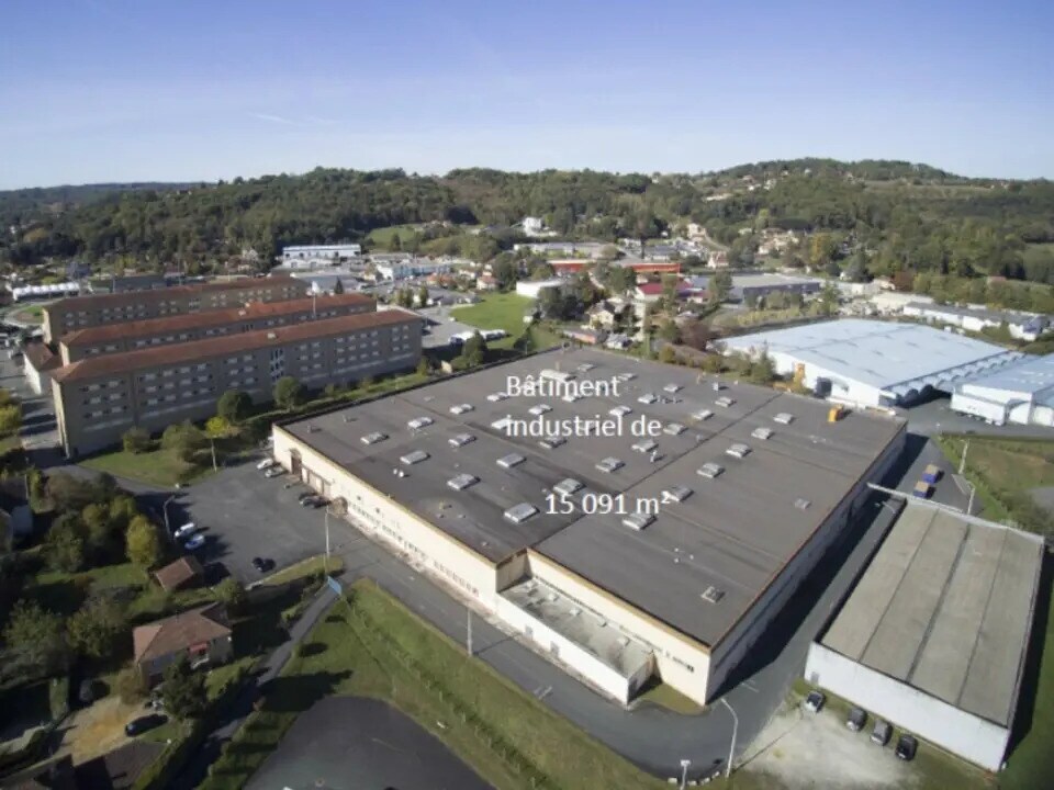 Flex in CARSAC-AILLAC for sale Building Photo- Image 1 of 5