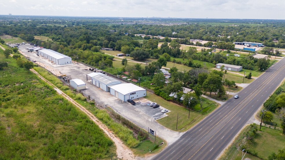 5710 SH-21, Bryan, TX for lease - Primary Photo - Image 2 of 13