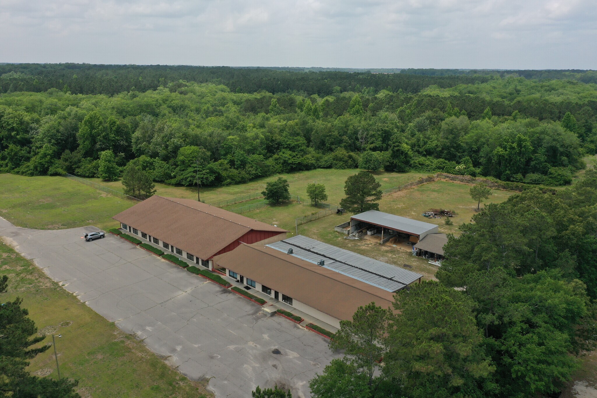 9860 McColl Rd, Laurinburg, NC 28352 Retail for Sale