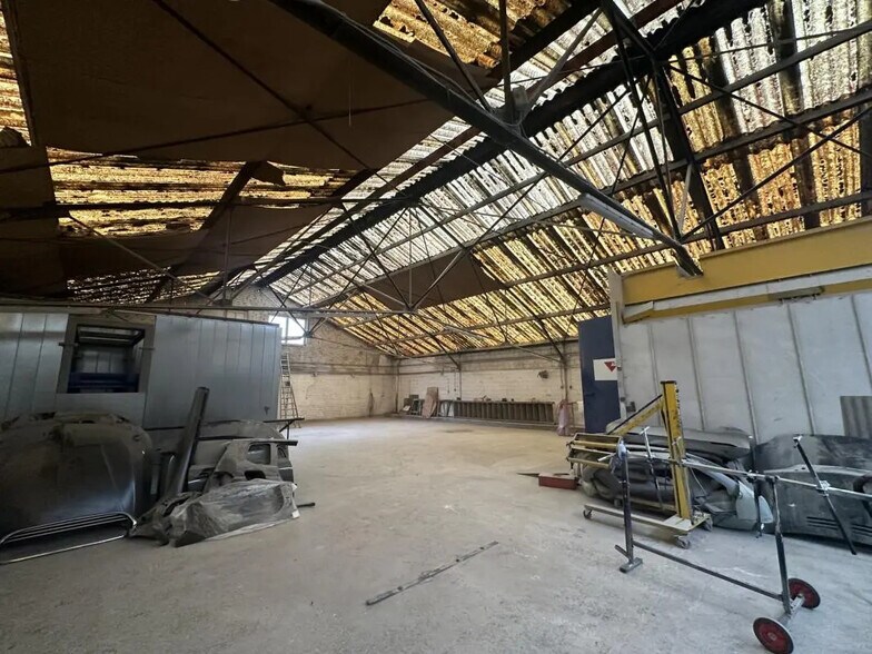 Office in Paris for lease - Interior Photo - Image 3 of 10