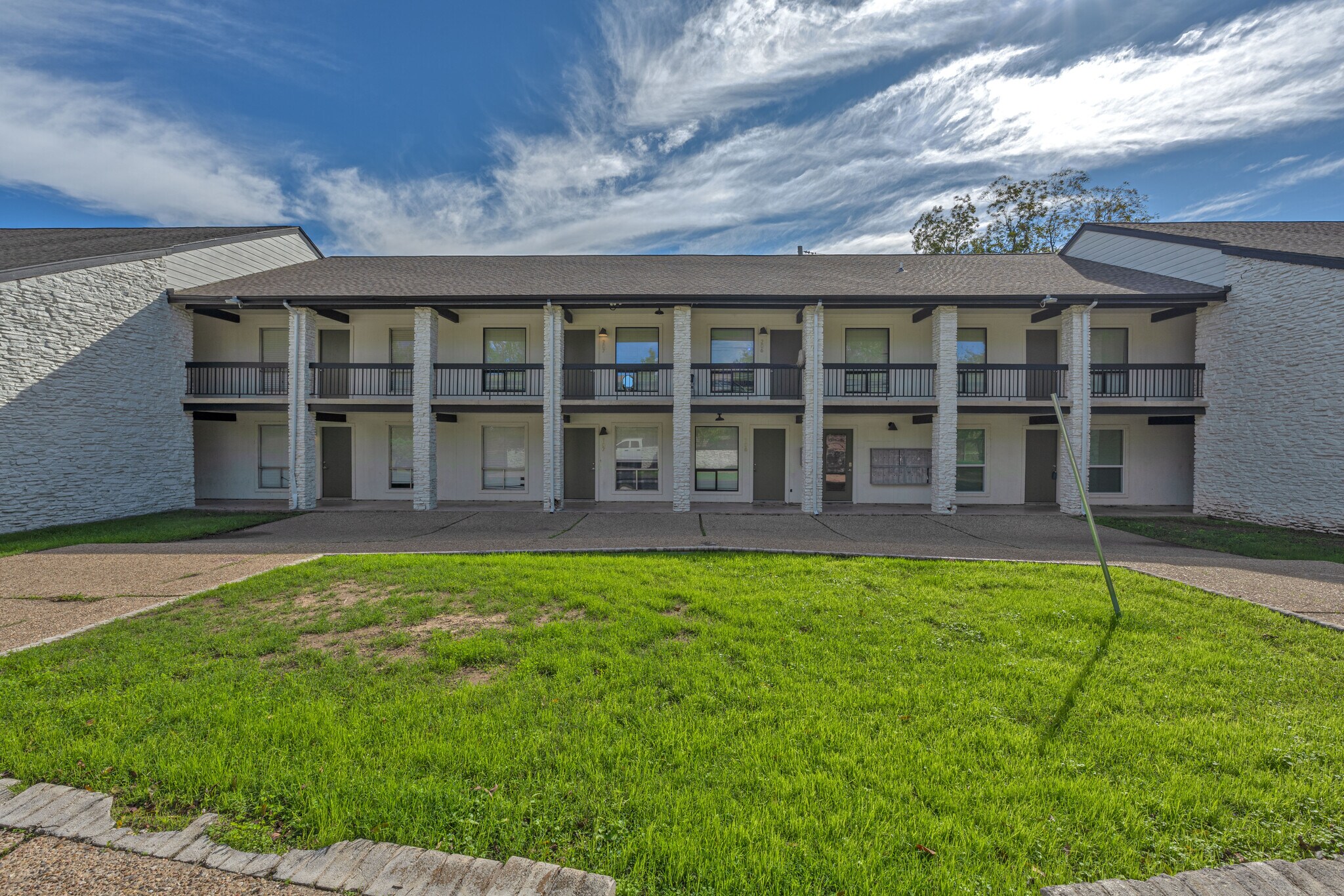 1614 Wheless Ln, Austin, TX 78723 Sabinal Apartments REDUCED 755k
