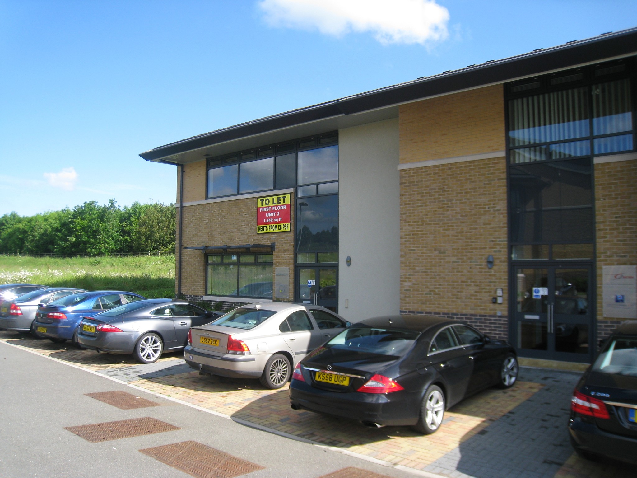 Conqueror Ct, Sittingbourne for lease Primary Photo- Image 1 of 5