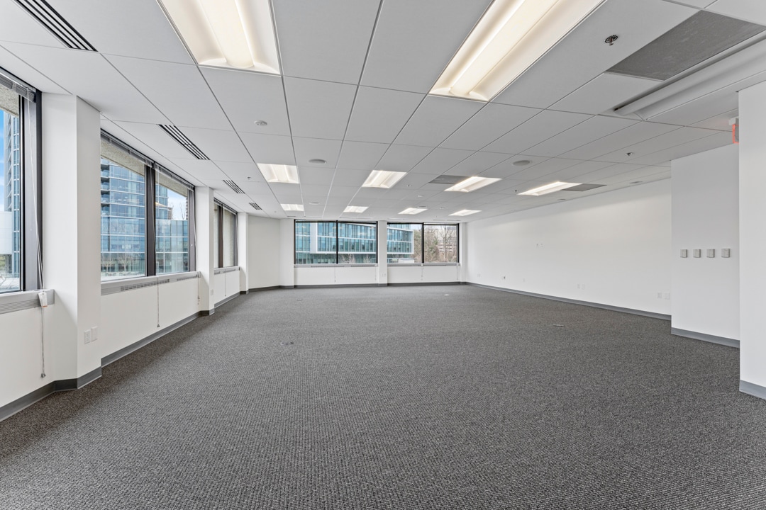 7927 Jones Branch Dr, McLean, VA for lease Building Photo- Image 1 of 22