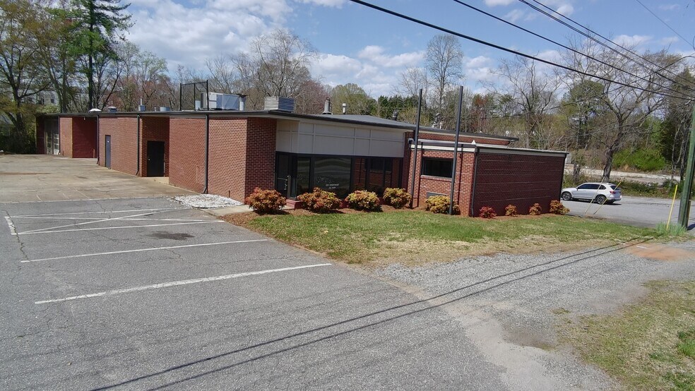 529 US Highway 321 NW, Hickory, NC for sale - Primary Photo - Image 1 of 1