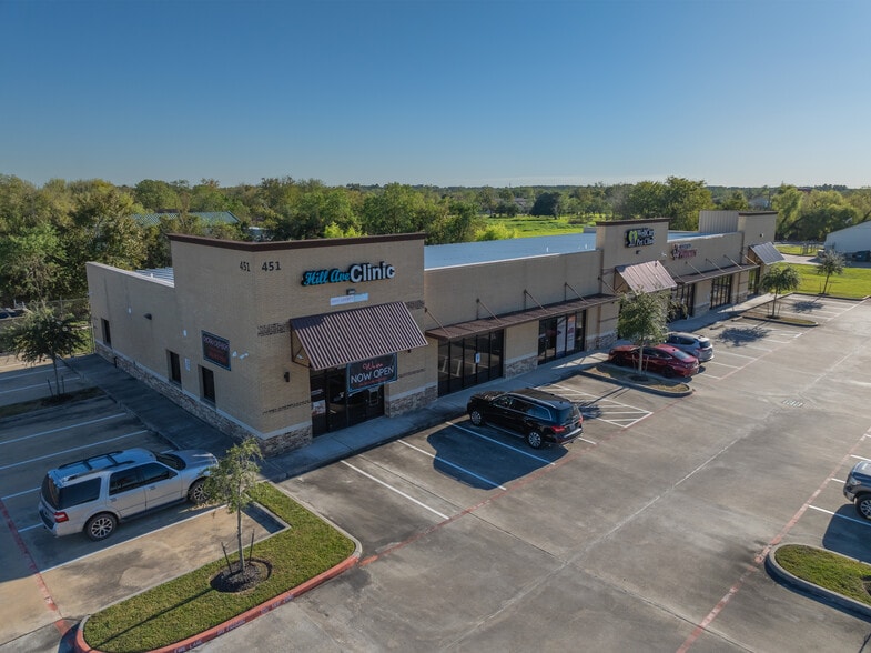 451 Fm 646 Rd E, Dickinson, TX for lease - Building Photo - Image 1 of 19