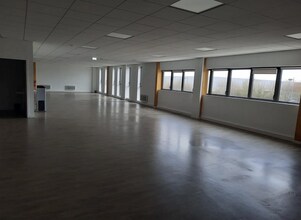 Flex in Brie-Comte-Robert for lease Interior Photo- Image 2 of 2