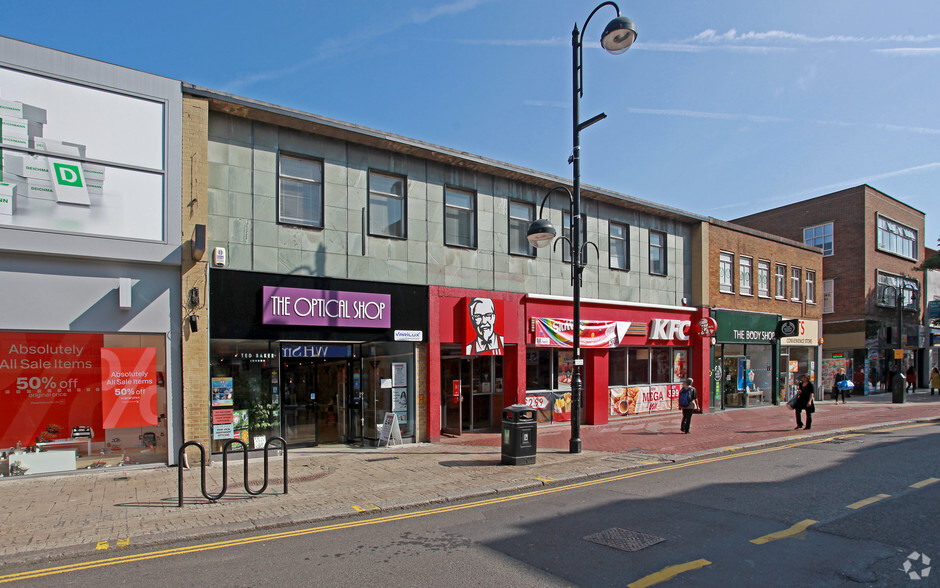 182-186 High St, Hounslow for lease - Building Photo - Image 2 of 2