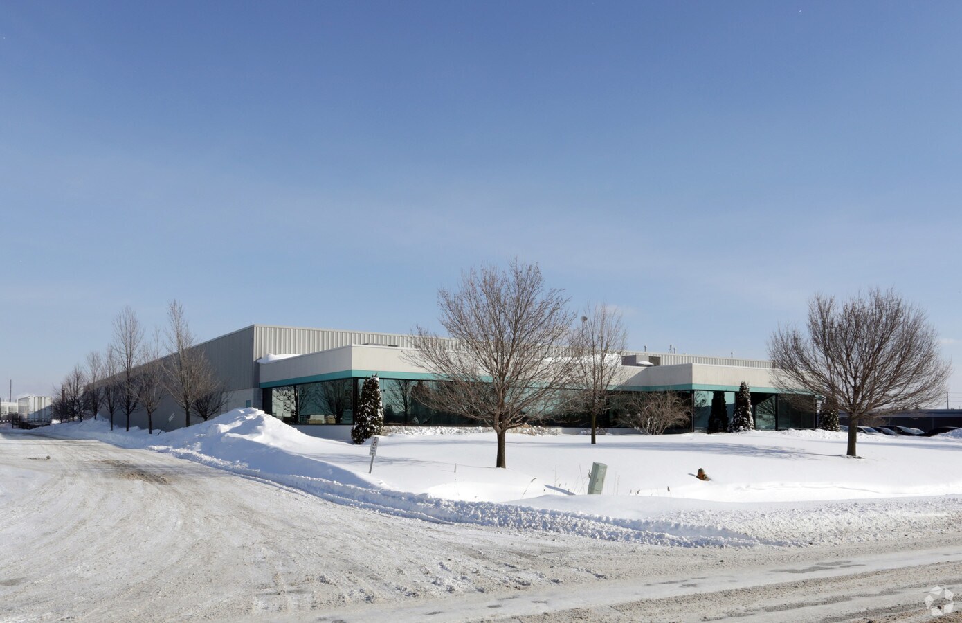 32 Cherry Blossom Rd, Cambridge, ON N3H 4R7