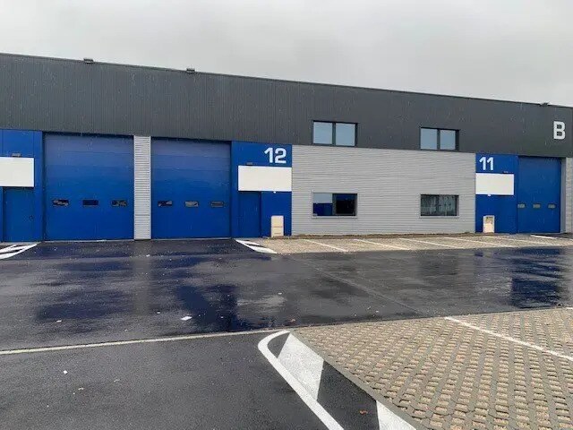 Flex in Chalon-sur-Saône for lease - Building Photo - Image 2 of 7