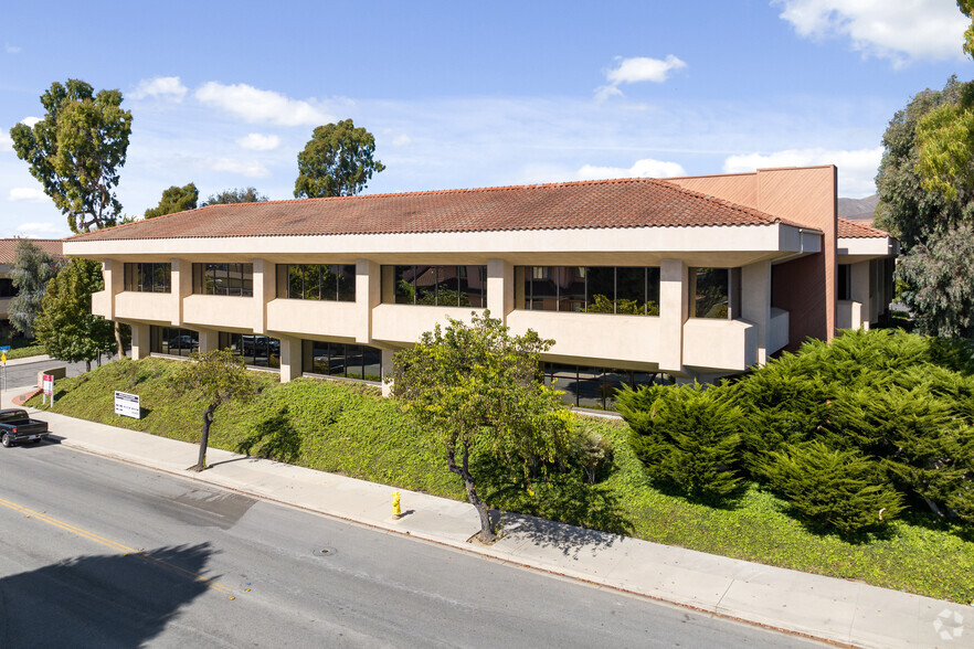 260 Maple Ct, Ventura, CA for lease - Building Photo - Image 3 of 14