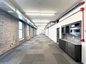 506-508 N Clark St, Chicago, IL for lease Interior Photo- Image 1 of 4