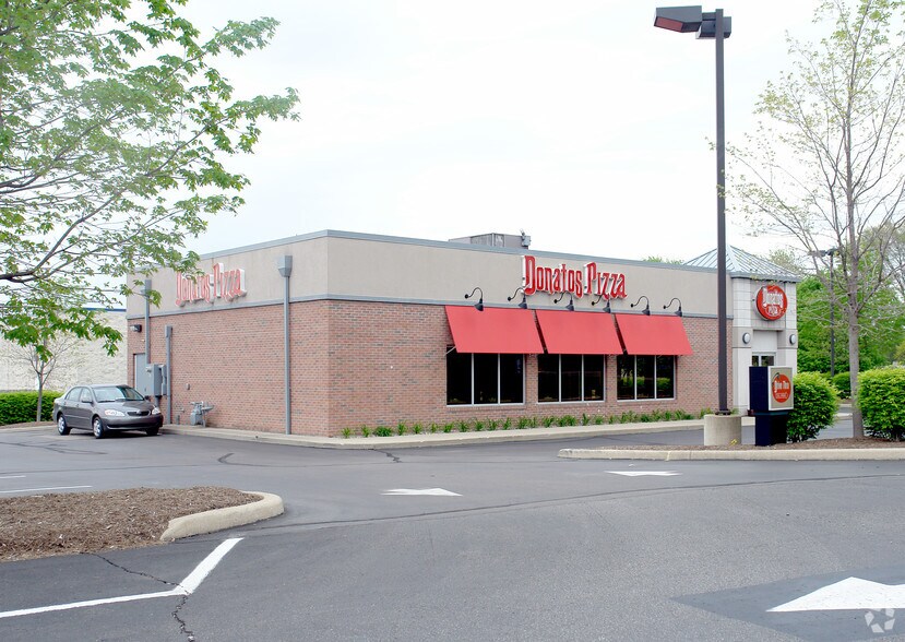 3530 Mann Rd, Indianapolis, IN 46221 Donatos