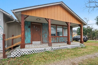 5709 5th St, Katy, TX for lease Building Photo- Image 2 of 16