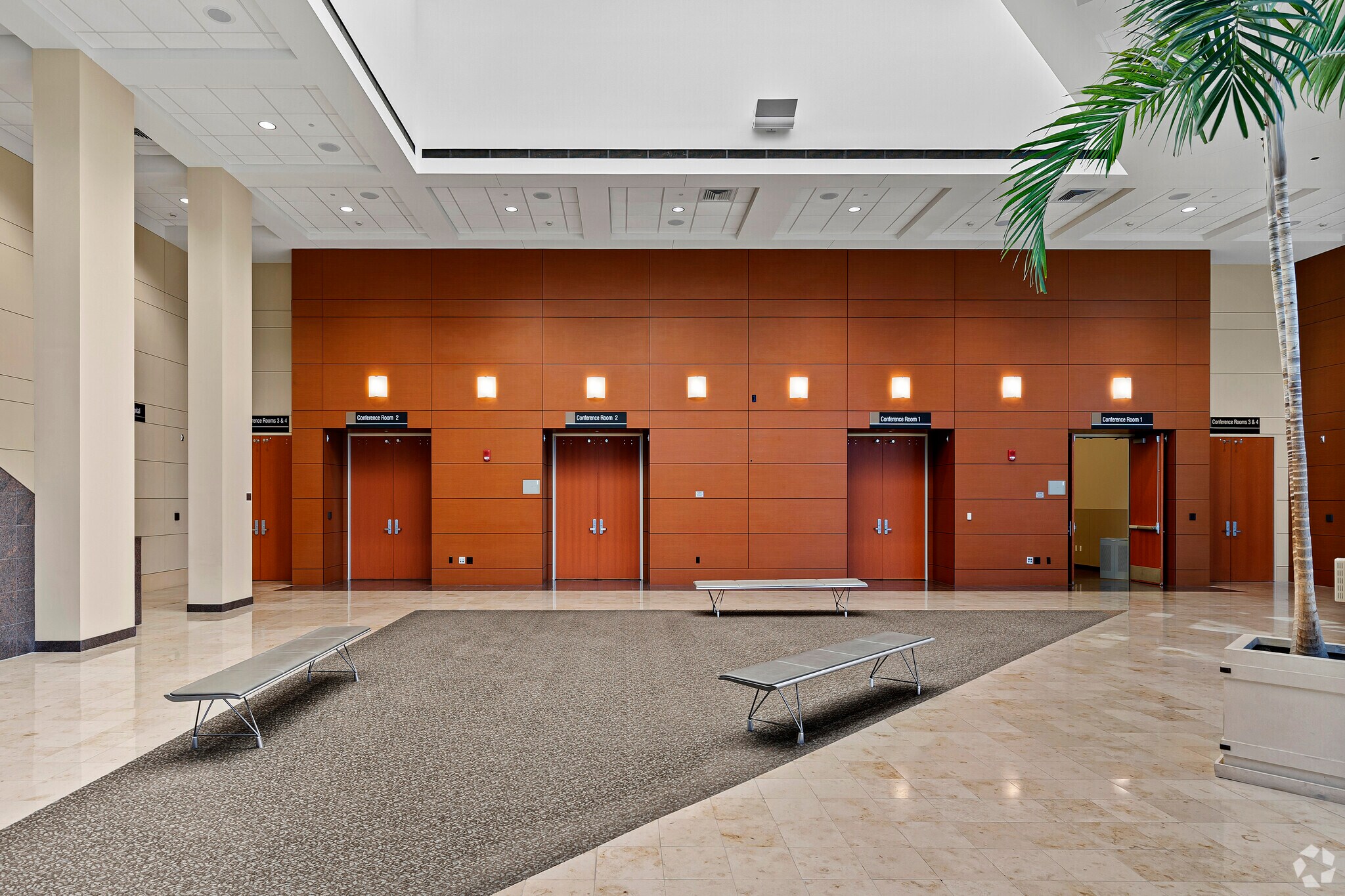 2021 N MacArthur Blvd, Irving, TX for lease Interior Photo- Image 1 of 4