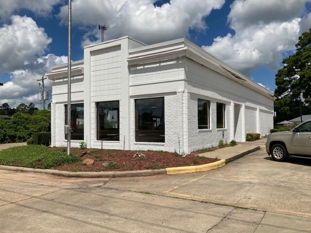 9368 Mansfield Rd, Shreveport, LA for sale Primary Photo- Image 1 of 1