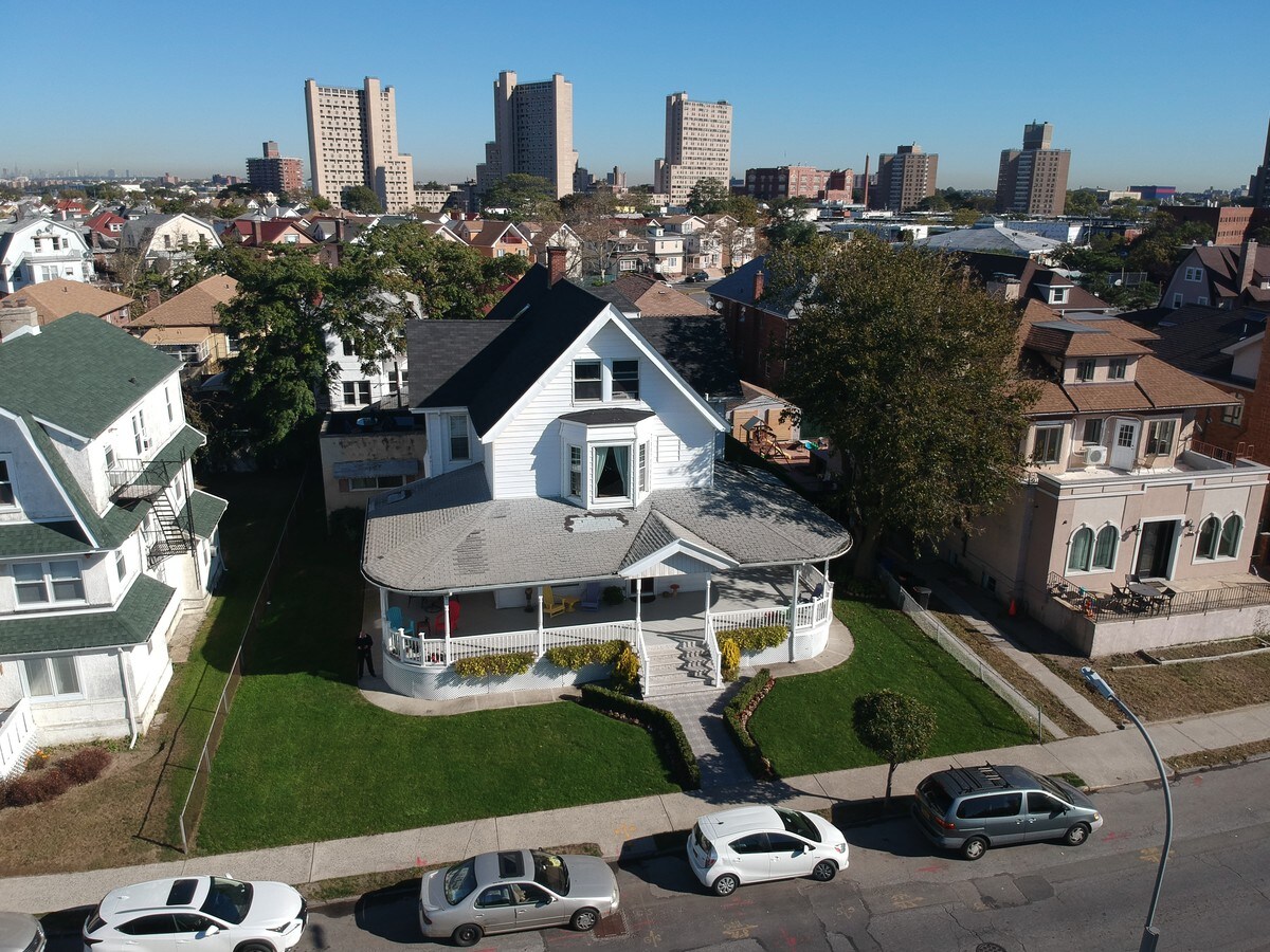 3815 Atlantic Ave, Brooklyn, NY 11224 | LoopNet