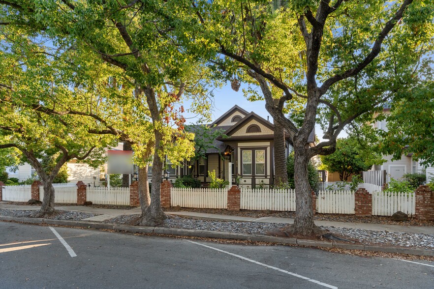 578 E St, Lincoln, CA for sale - Building Photo - Image 1 of 16