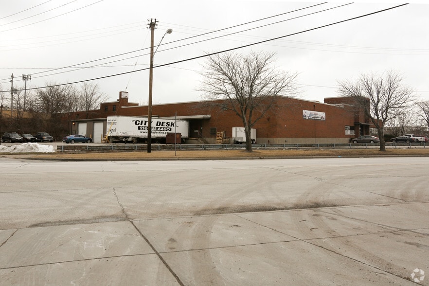 1100 E 55th St, Cleveland, OH for sale - Building Photo - Image 2 of 14