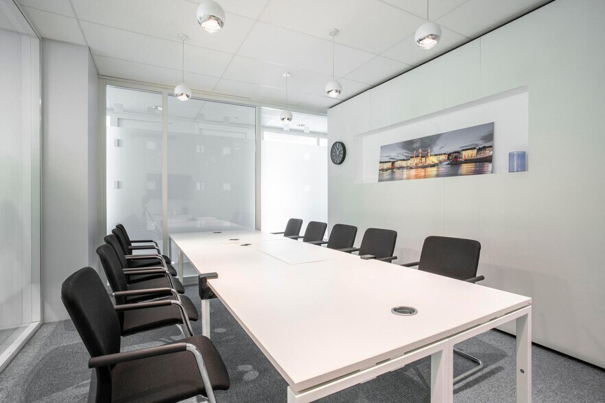 22 Mail Pablo Picasso, Nantes for lease - Interior Photo - Image 3 of 26