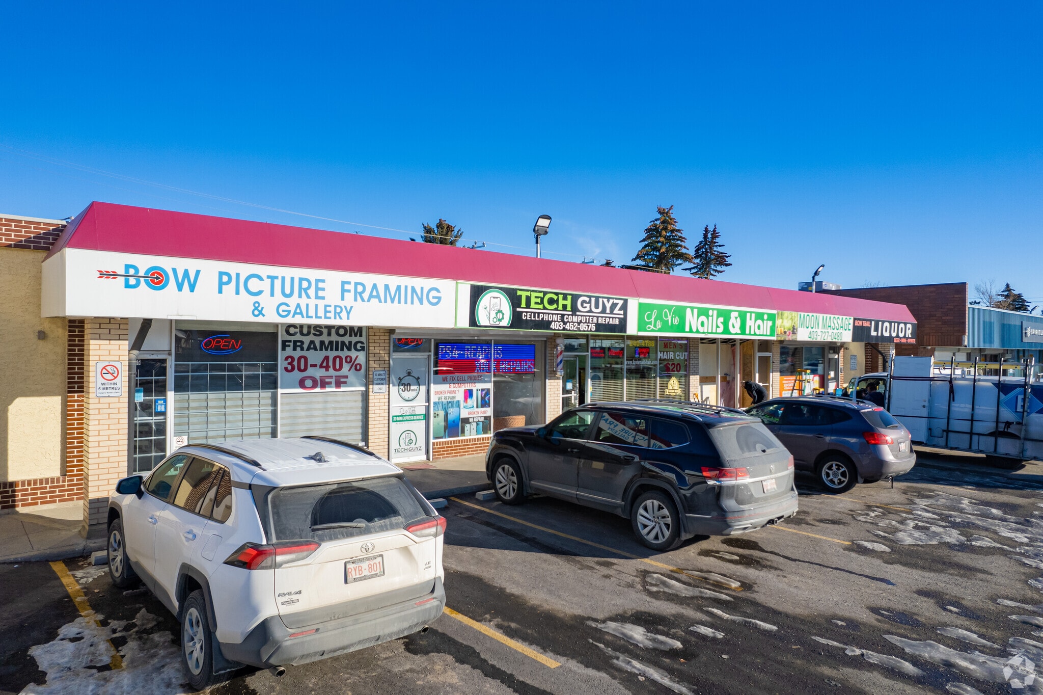 3820 Bow Trl SW, Calgary, AB for sale Primary Photo- Image 1 of 1