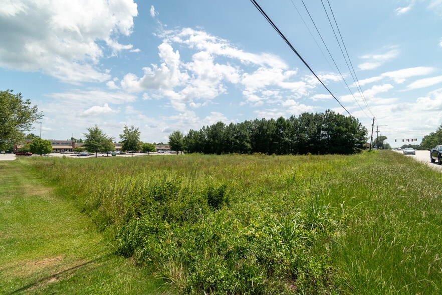 1000 Chesterfield Hwy, Cheraw, SC for sale - Primary Photo - Image 2 of 25