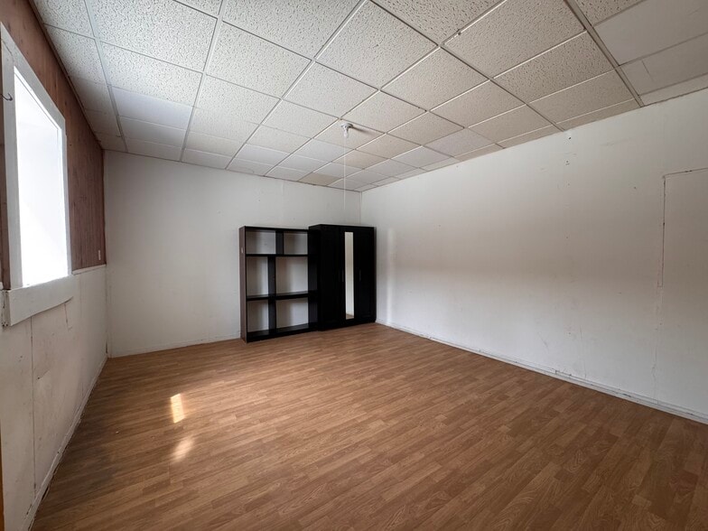 118 S Lafayette St, Macomb, IL for sale - Building Photo - Image 2 of 42