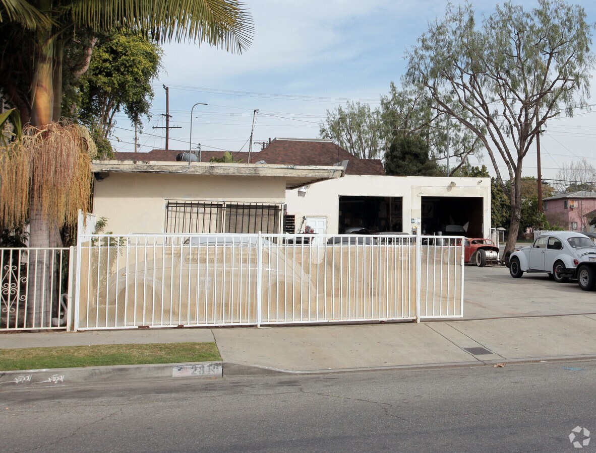 6217 Miles Ave, Huntington Park, CA 90255 Property Record