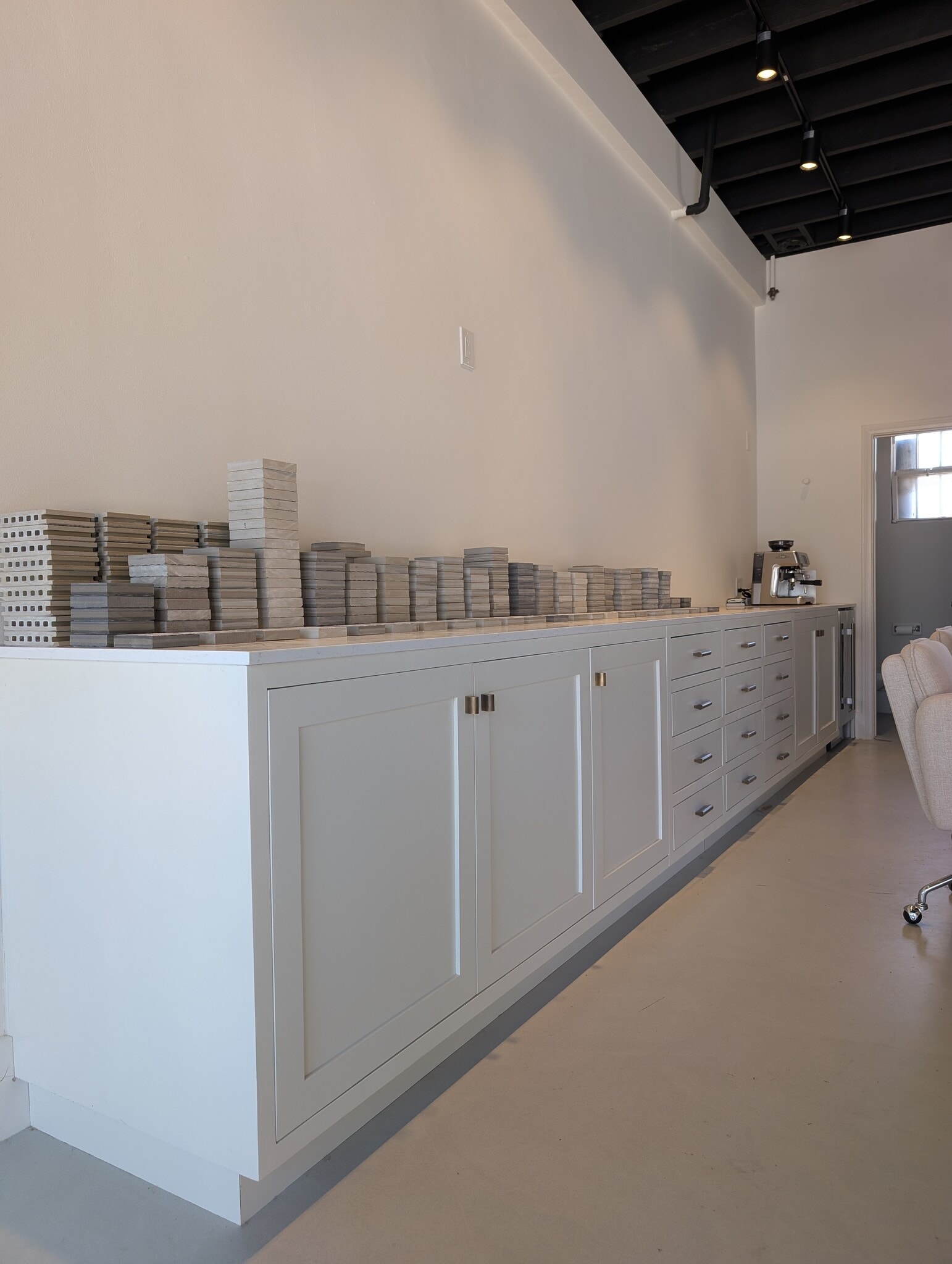 8804 Charleville, Beverly Hills, CA for lease Building Photo- Image 1 of 5