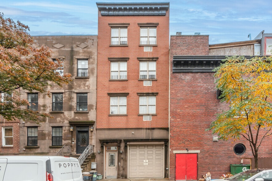 130 Degraw St, Brooklyn, NY for sale - Primary Photo - Image 1 of 18