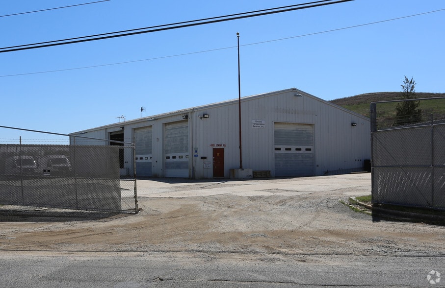 4801 Stamp Rd, Marlow Heights, MD for lease - Building Photo - Image 1 of 5