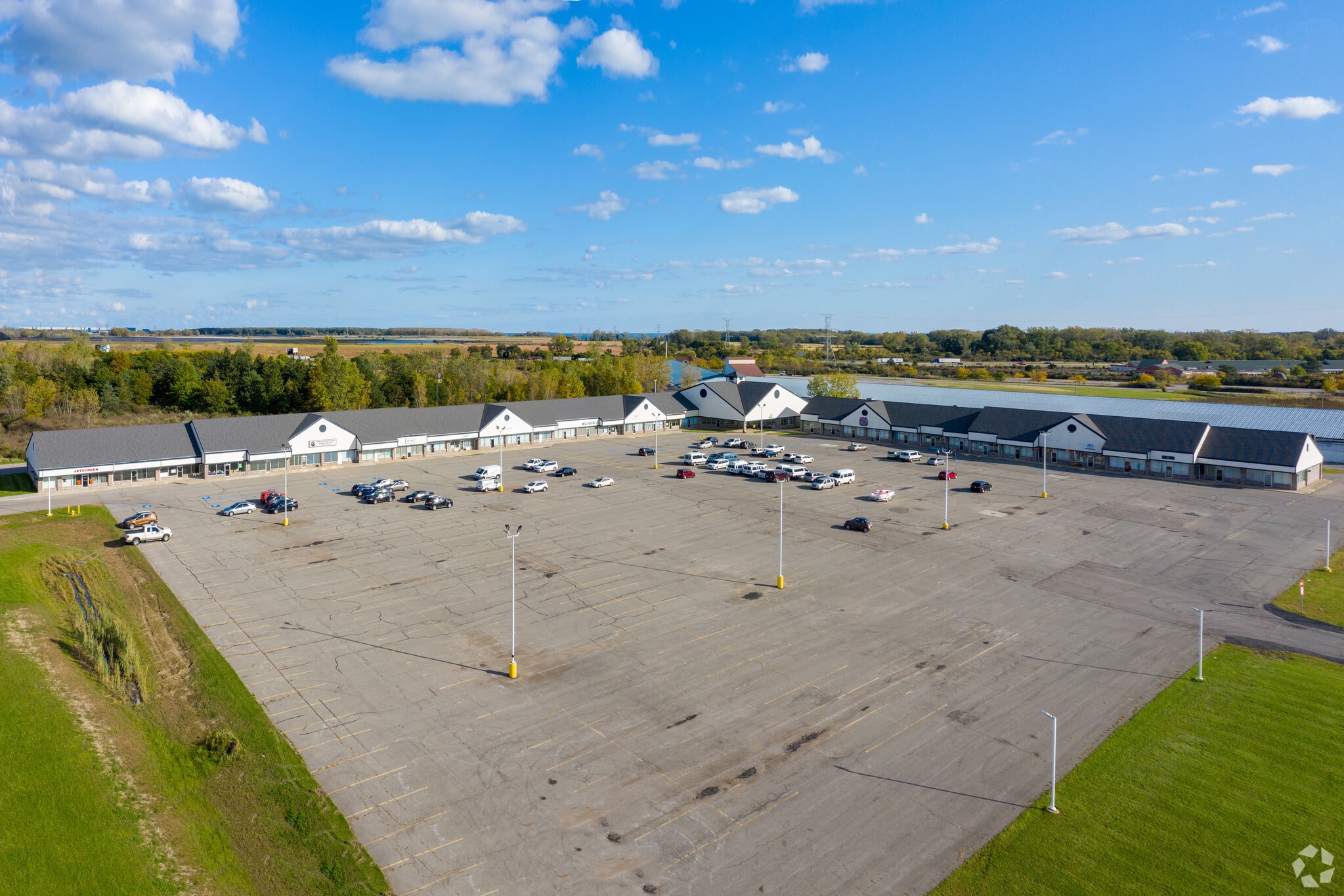 14930 Laplaisance Rd, Monroe, MI for lease Building Photo- Image 1 of 8