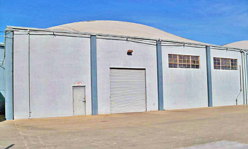 1075-1085 Martin Ave, Santa Clara, CA for lease - Building Photo - Image 2 of 2