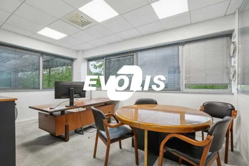 Office in Roissy-en-France for lease - Interior Photo - Image 3 of 14