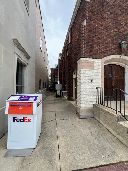 214 W Main St, Troy, OH for sale - Building Photo - Image 3 of 20