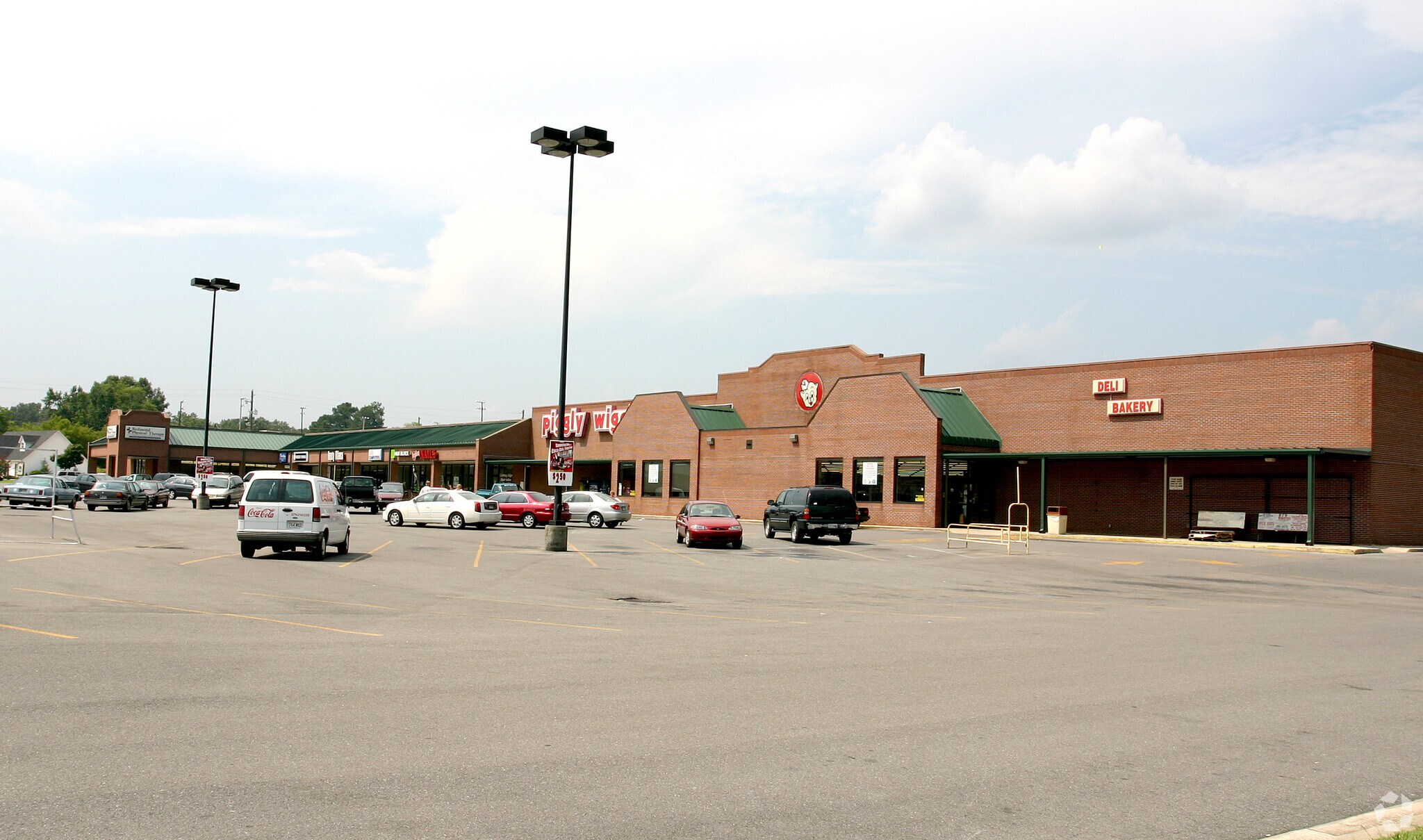 Shorter Ave, Rome, GA for sale Primary Photo- Image 1 of 1