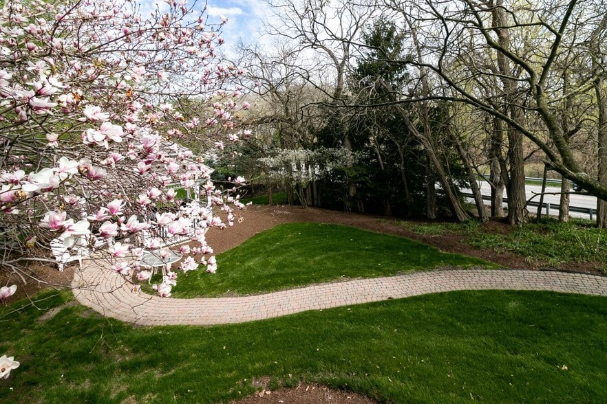 3158 S State Road 2, Valparaiso, IN for sale - Building Photo - Image 2 of 23