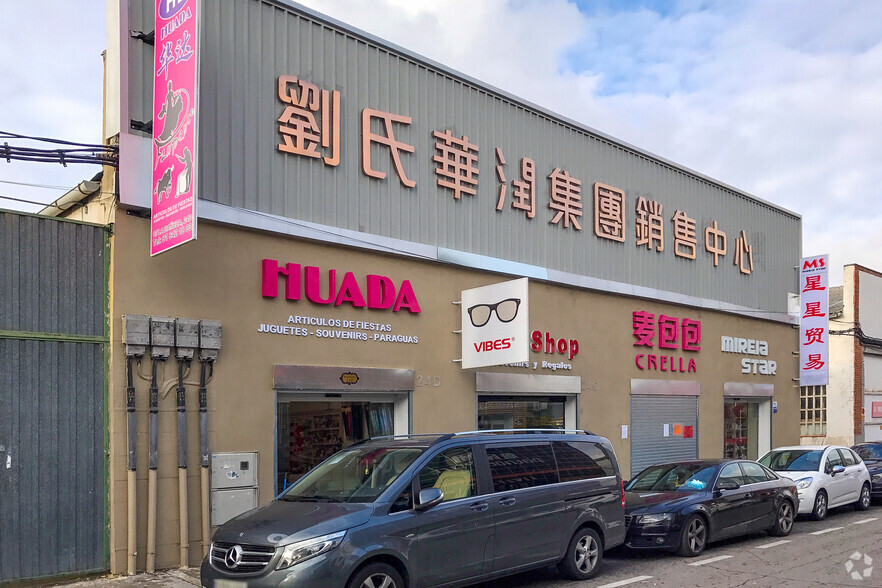 Retail in Fuenlabrada, MAD for lease - Primary Photo - Image 1 of 2