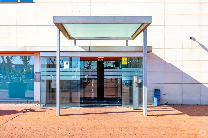 Carrer de la Selva, 4, El Prat de Llobregat, Barcelona for lease - Building Photo - Image 2 of 4