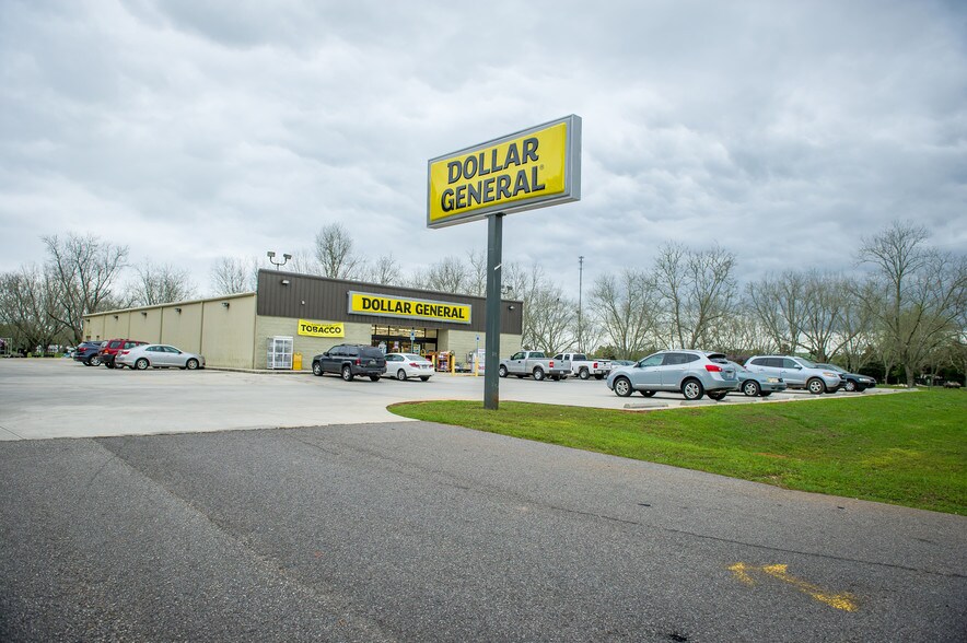 5925 Grand Bay Wilmer Rd S, Grand Bay, AL for sale - Primary Photo - Image 1 of 1