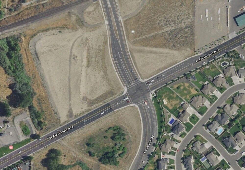 W Clearwater Ave, Kennewick, WA for sale Building Photo- Image 1 of 1