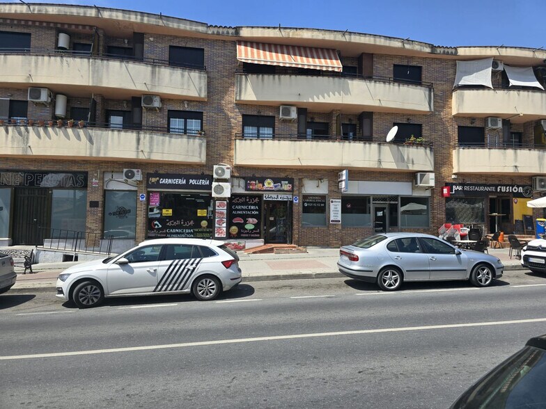 Retail in Yuncos, Toledo for lease - Building Photo - Image 1 of 2