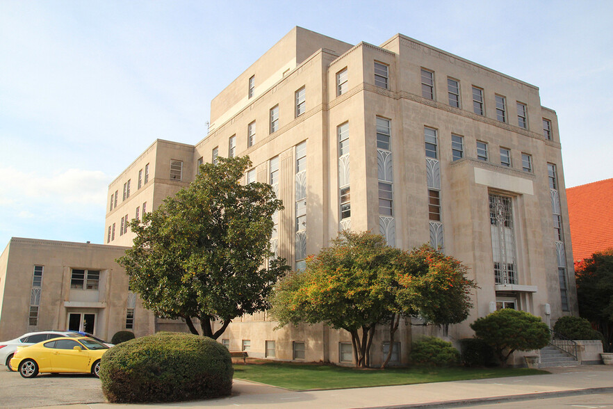 1141 N Robinson Ave, Oklahoma City, OK for lease - Building Photo - Image 1 of 15