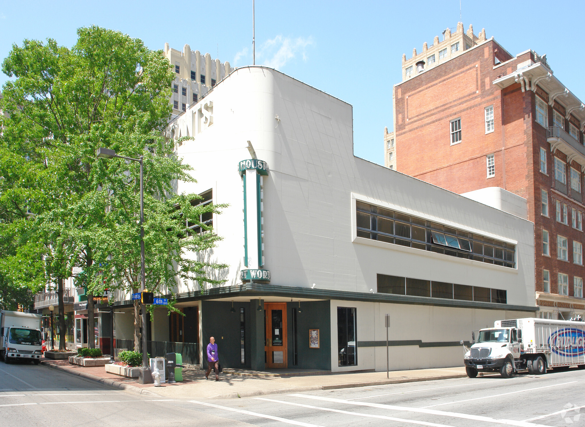 611 Houston St, Fort Worth, TX for lease Building Photo- Image 1 of 1