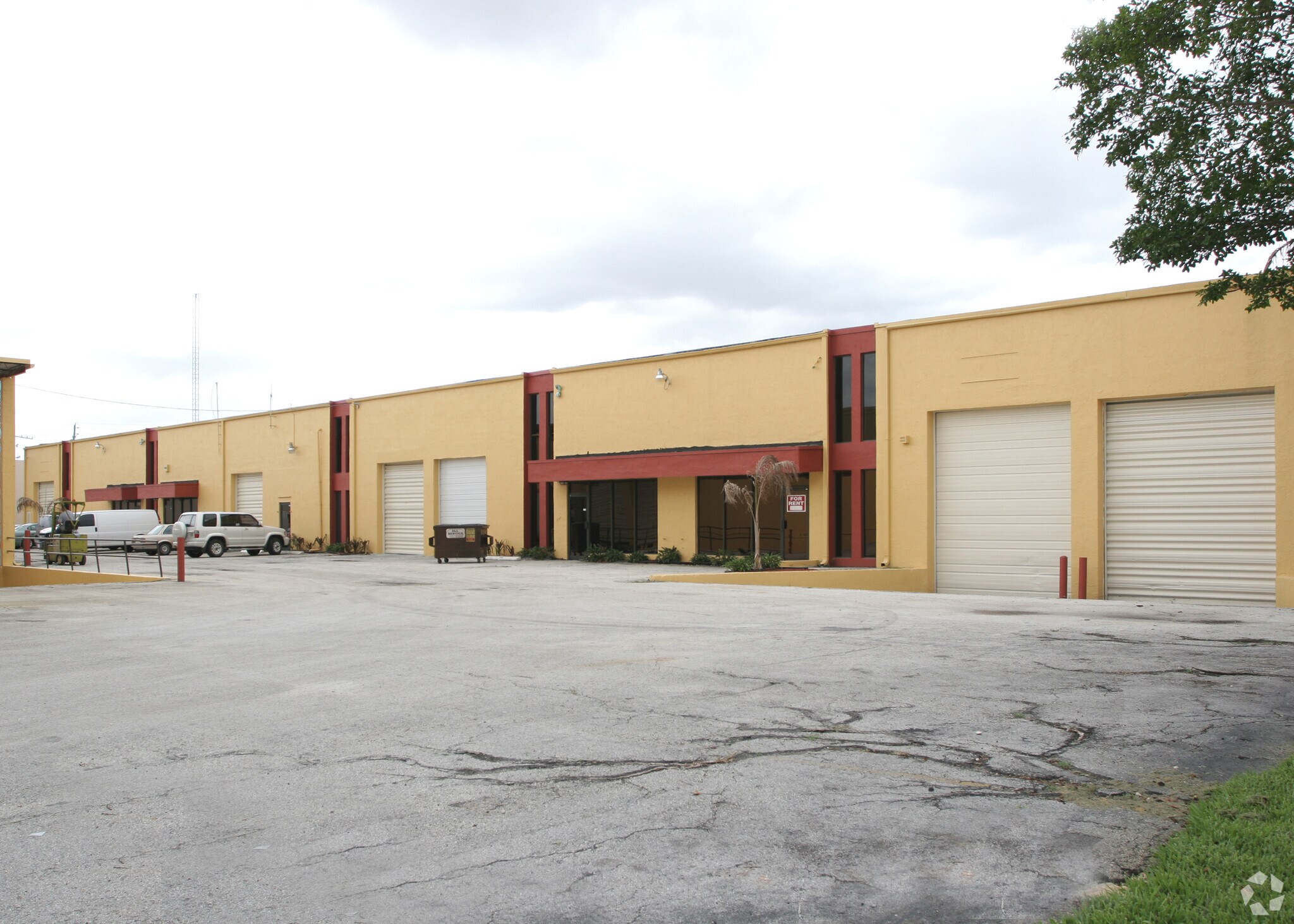 1157-1161 NW 159th Dr, Miami, FL for sale Primary Photo- Image 1 of 1